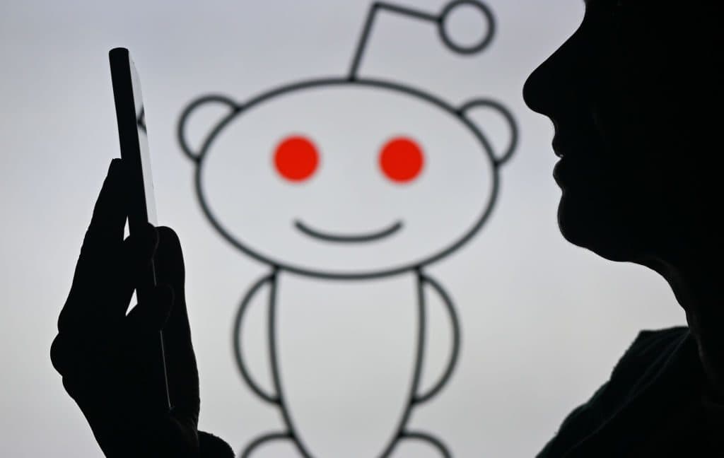 "Reddit CEO says site stays human-made, not AI cringe 🤖💀 No bots allowed, just pure chaos! 💥 #HumanContent"