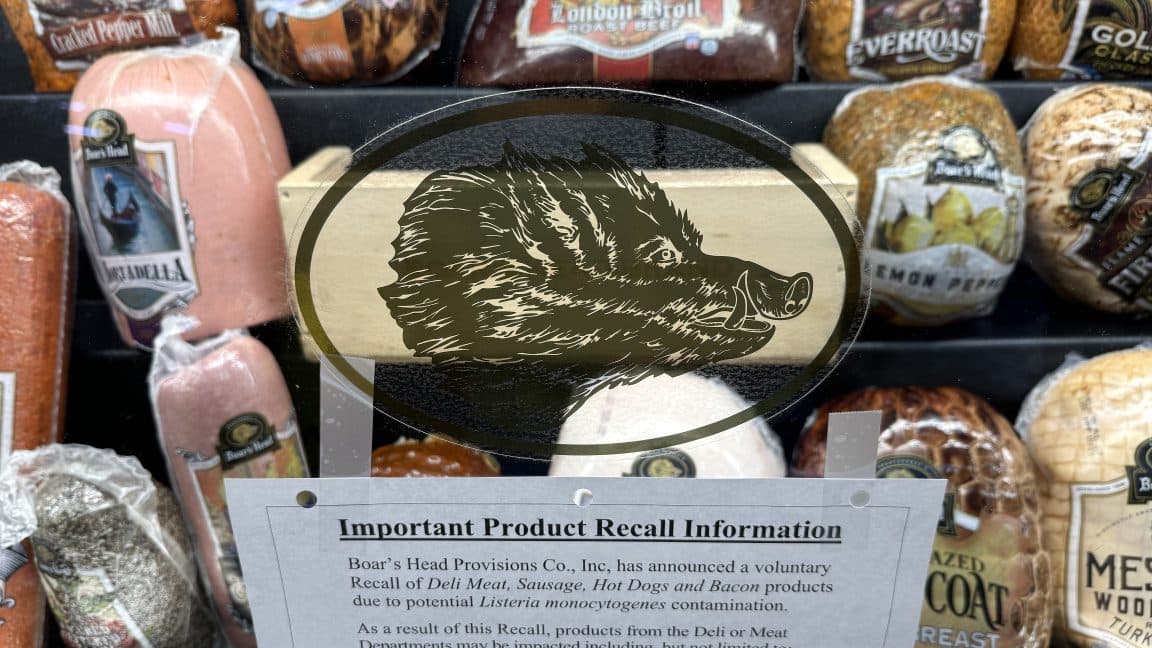 "Boar’s Head’s back, but don’t let that moldy meat hit different! 🥴🚫 #FunkyFactoryFails #NotMyPlant"