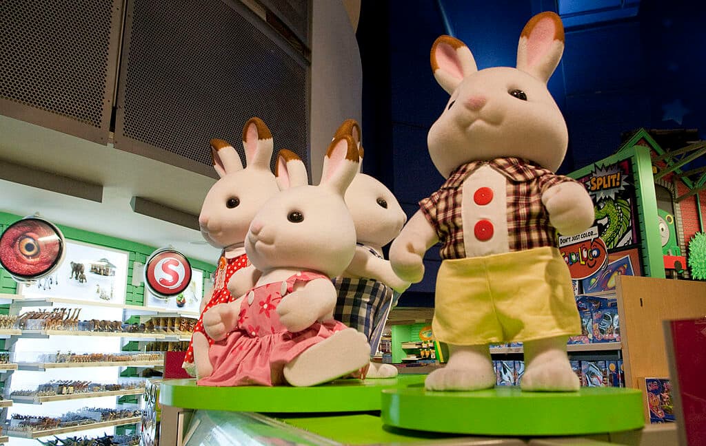 Toy company just stepped into the *Sylvanian Drama* arena 💀💅, experts say “big yikes” fr fr! 🚀🔥