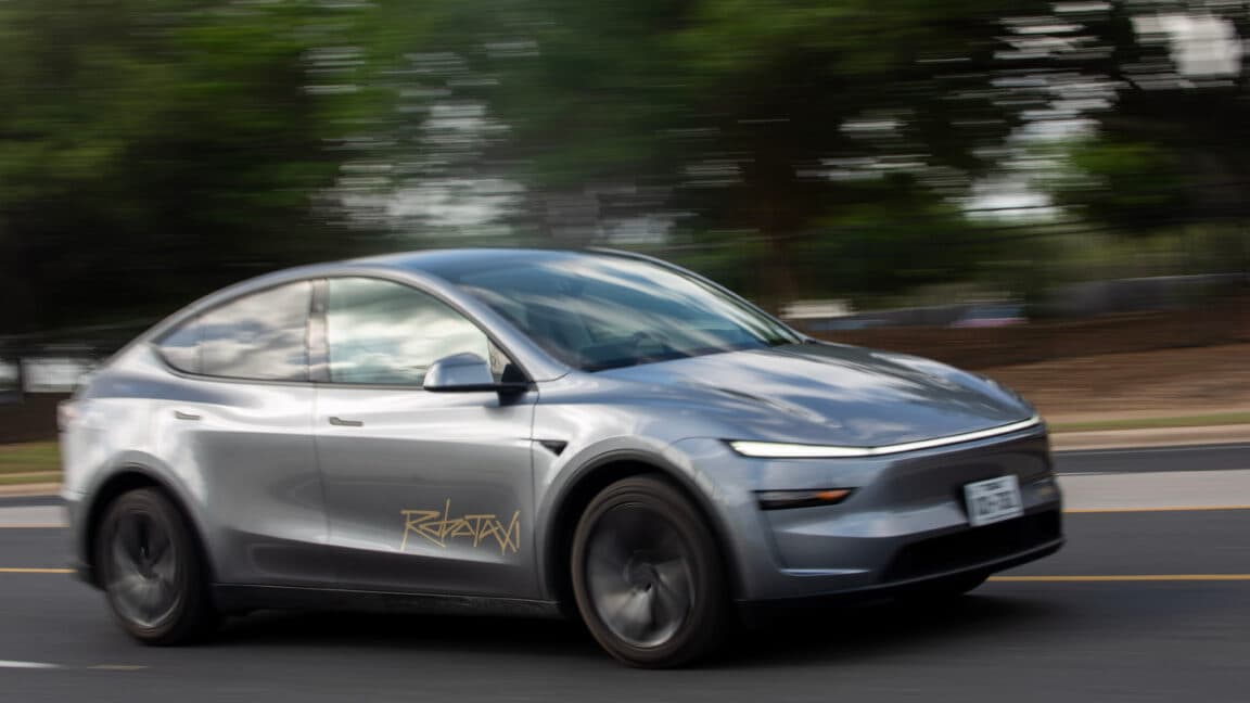 "Tesla's robotaxi flopped harder than my last Tinder date 🚗💀 Who's still buying the hype? #Skepticism"