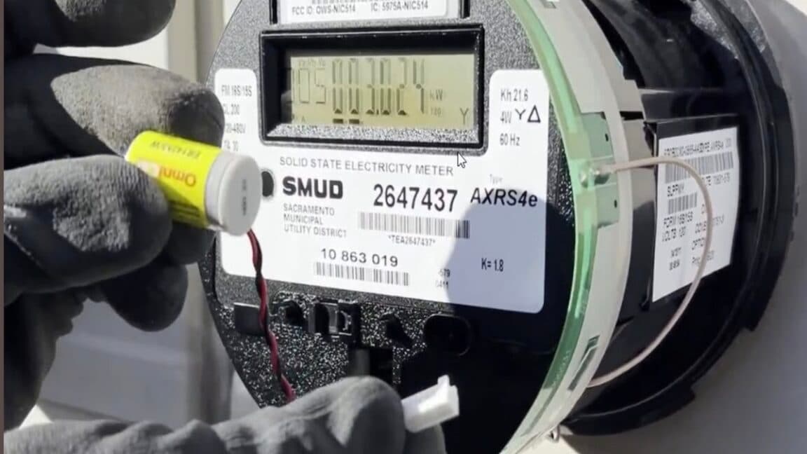 "When your power bill hits different & the utility snitches on you 🚨💀 EFF: Nah, that's sus fam! 🔥 #NoCap #PlantParents"