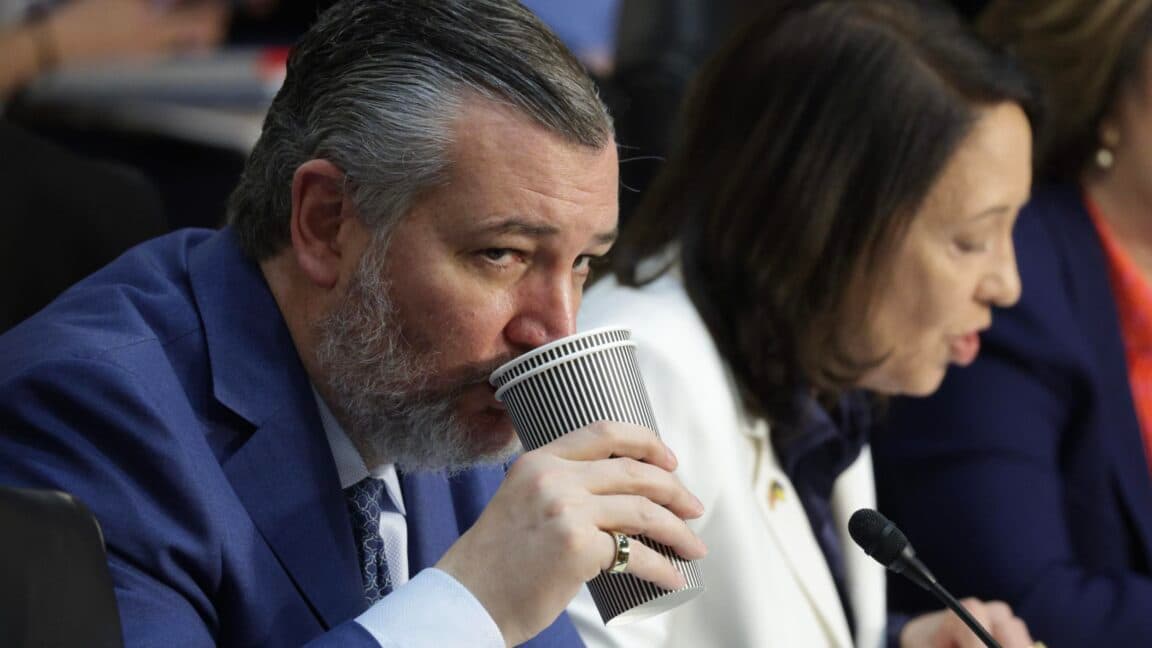 Ted Cruz's anti-AI plan got roasted harder than my WiFi at 3 AM 💀🔥 99-1, fr fr? That's a major cope! 🚀