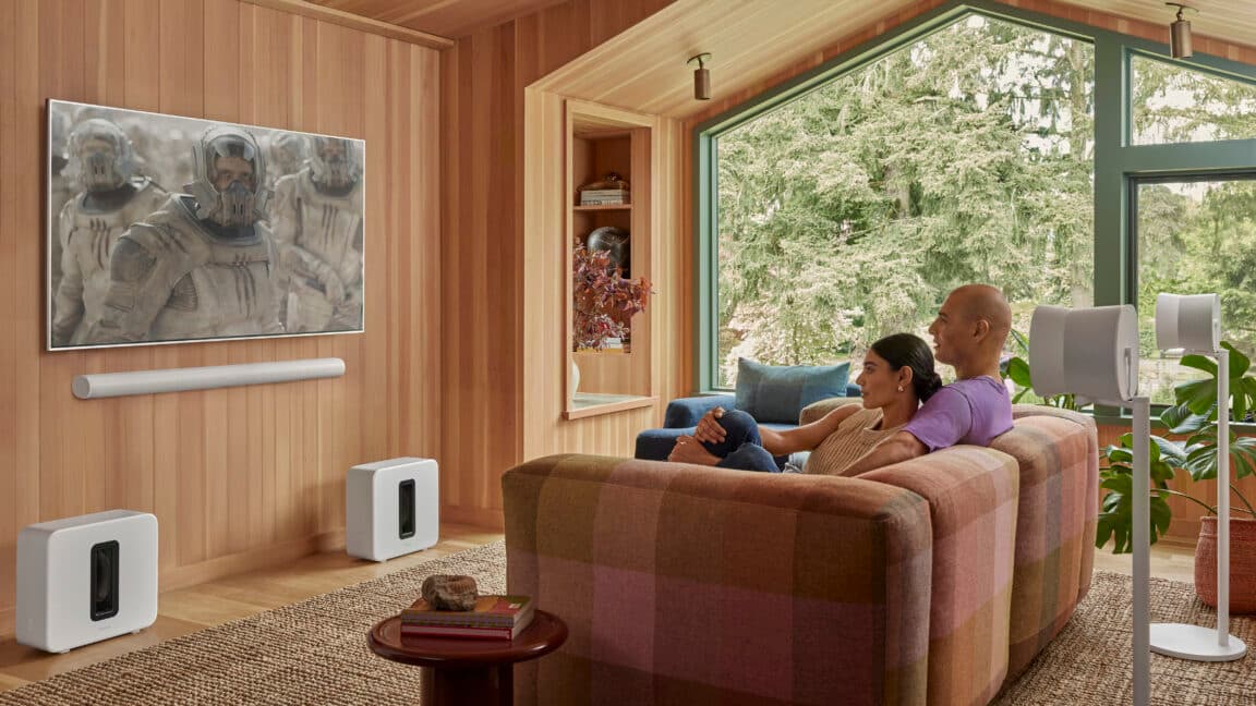 "Sonos raising prices like: ‘Trust us, we swear we’re not broke!’ 💸💀 #Cope #Seethe"