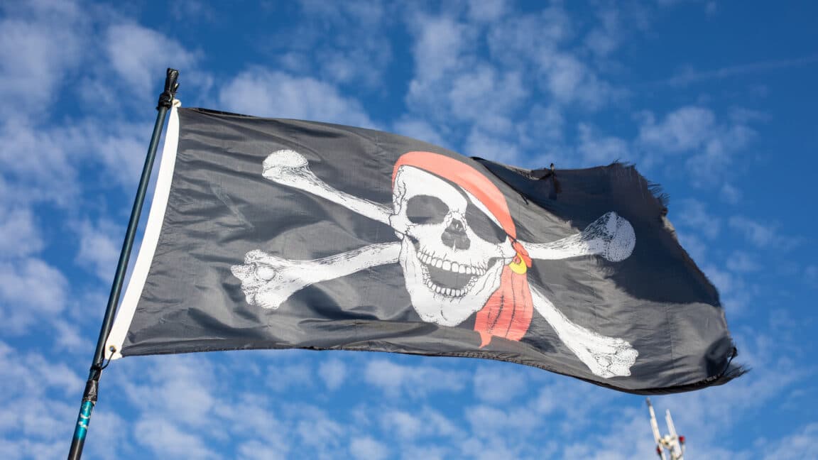 💀🚨 Feds just yeeted the biggest sports piracy site with 1.6B visits—call it *Operation No Cap* 🔥😂 #RIPStreaming