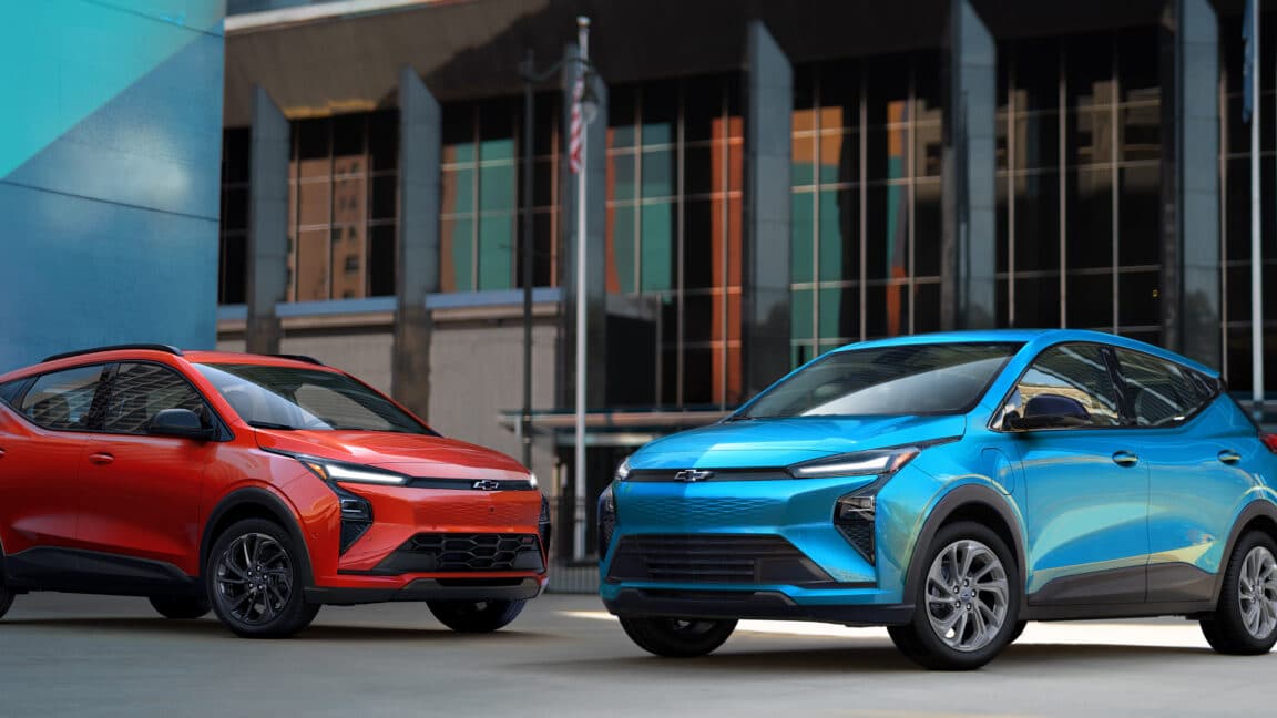 The 2027 Chevy Bolt's got a new LFP battery ๐ฅ but weโre still waiting for the flying feature ๐๐ธ #WhereTheWheelsAt