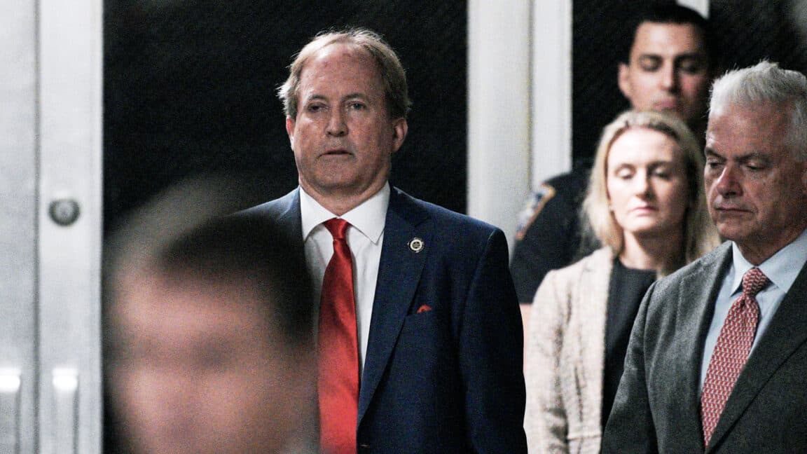 "Texas vs. Tylenol: When the Lone Star State turns into a reality TV drama 💀🚀 #LitigationAlert"