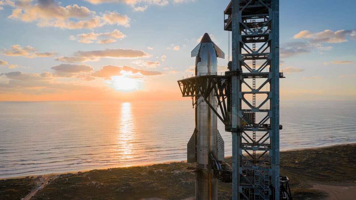 Starship says bye-bye to toddler phase 🚀👶, ready to flex with 11th mega-test like it’s a TikTok dance! 🔥💀 #SendIt