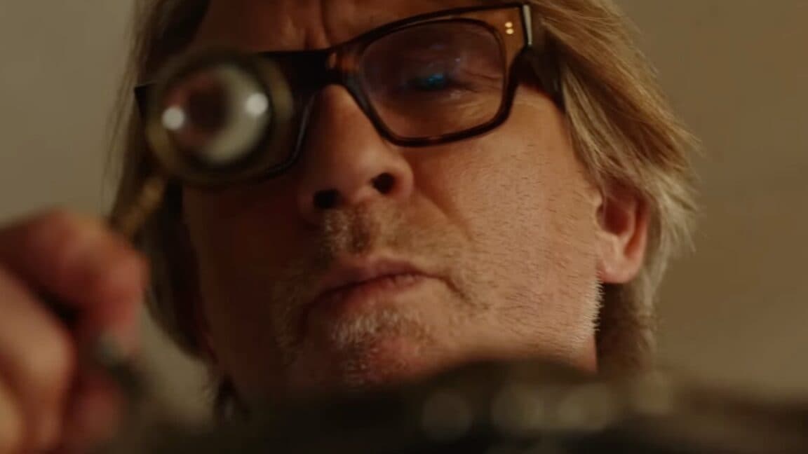 "🕵️‍♂️ Benoit Blanc solves a crime so sus it makes Among Us look like a game of tic-tac-toe 🔎💀"