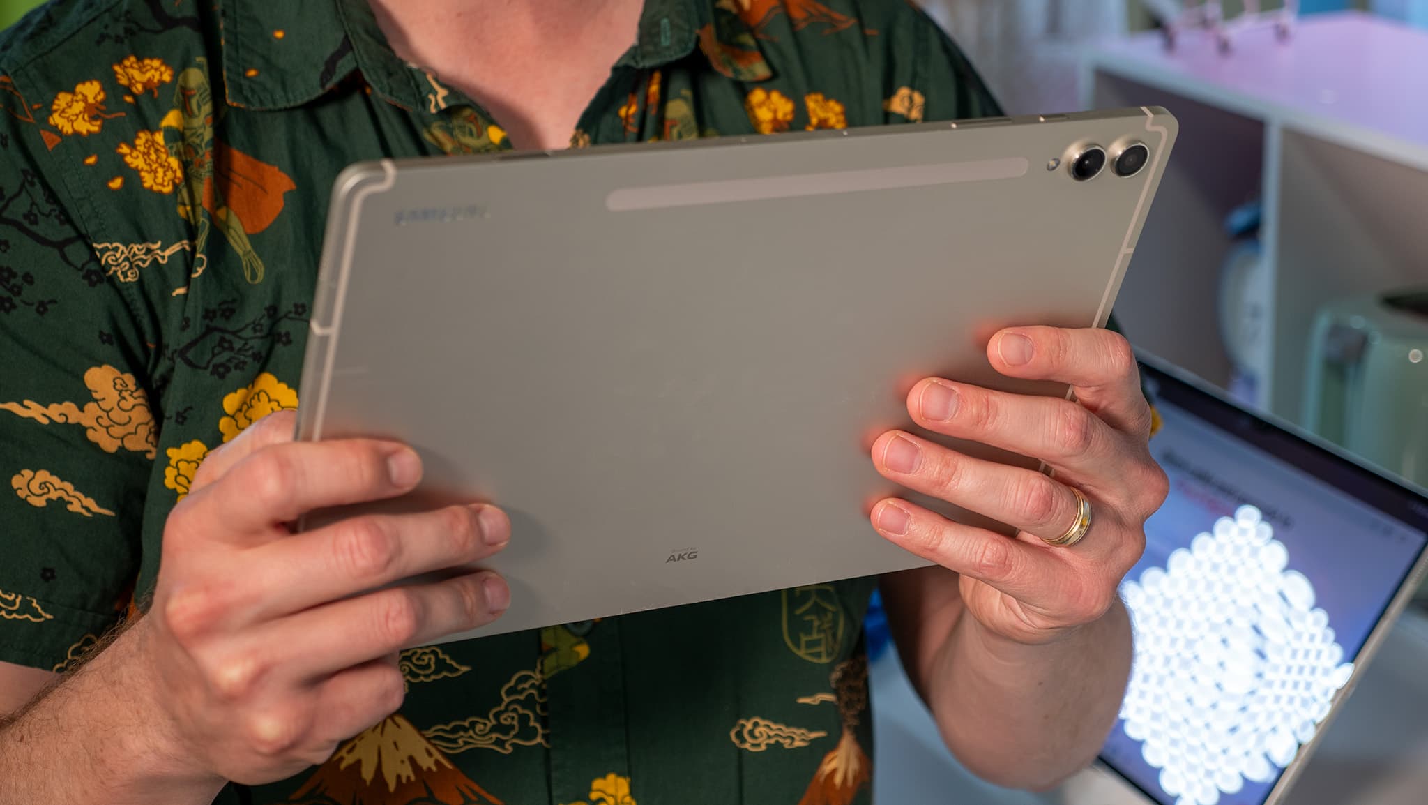 "Prime Day is gone, but Best Buy's basically giving away Samsung tablets for $500 OFF 💸💀. Get it before they realize! 🚀🔥 #TabletGoals"