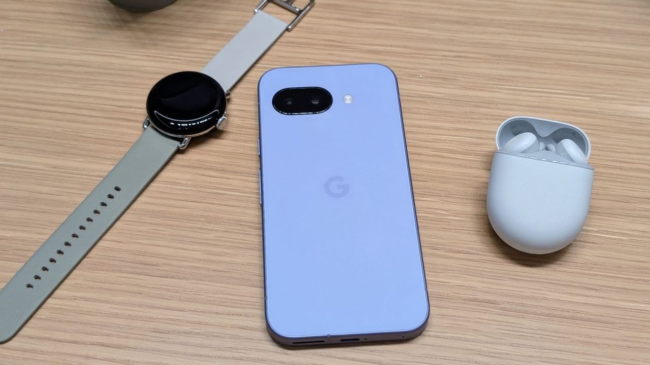 🎒📱 When your Google Pixel back-to-school deals hit harder than your ex's DMs. Flagships & vibes, fr fr! 🔥💀