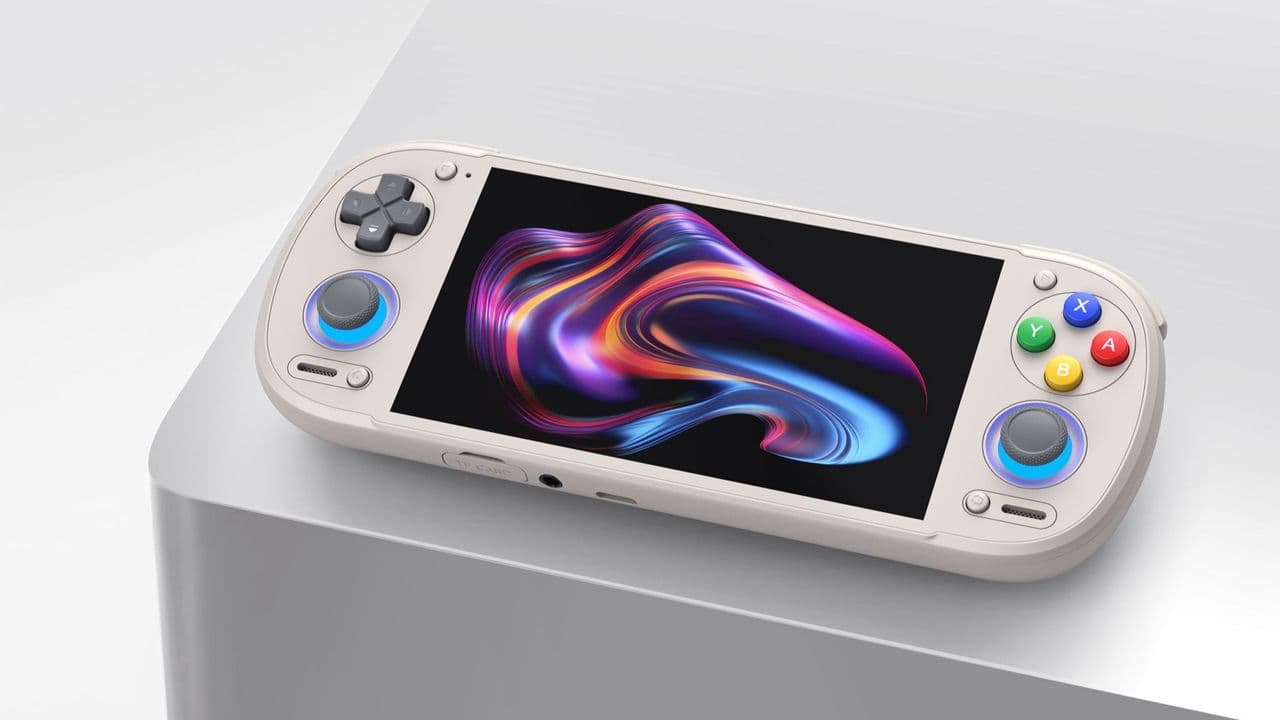 Retroid dropped the Pocket 6, but the community said โNah fam, we wanted chaos!โ ๐๐ #ExpectationVsReality