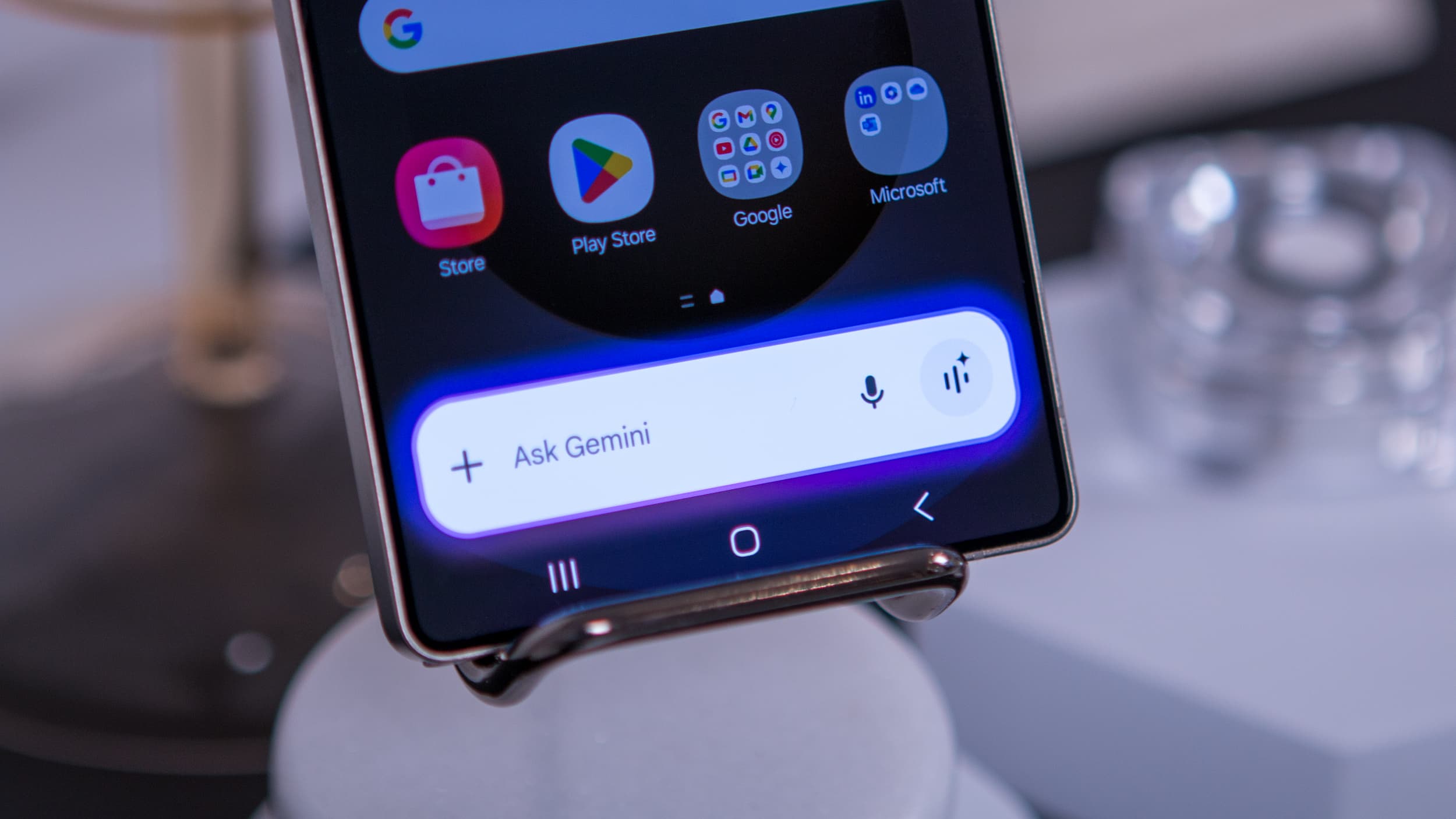 🚨 Gemini drops 🔥 new Android feature: never Google lyrics again, just vibe check that ✌️✨ #WTF