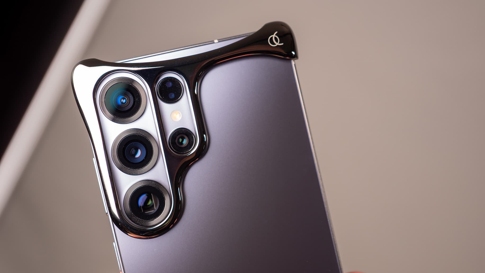 🚨🛍️ Last chance to cop this ultra-protective minimalist case before it disappears, no cap! 🔥🤯 #PrimeDayFOMO