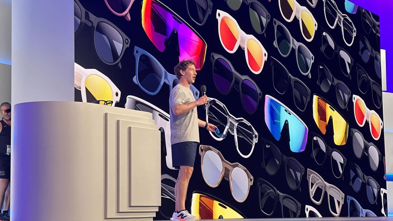 Meta’s wallet just got punched 💸💀 Zuckerberg says AI glasses won’t profit till 3025 🤡🚀 #Cope