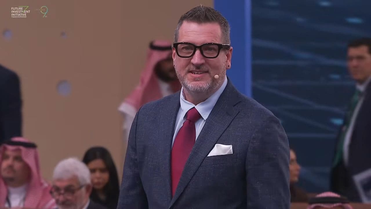 "👀 Android XR & Google teaming up for Magic Leap glasses? It's giving 'learn to monetize' vibes. 💀🔥 #NoCap"