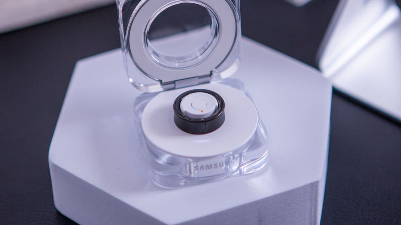 "Samsung Galaxy Ring dropped! 💍 But fr fr, do you need a smart ring or just a fancy napkin holder? 🤔😂"