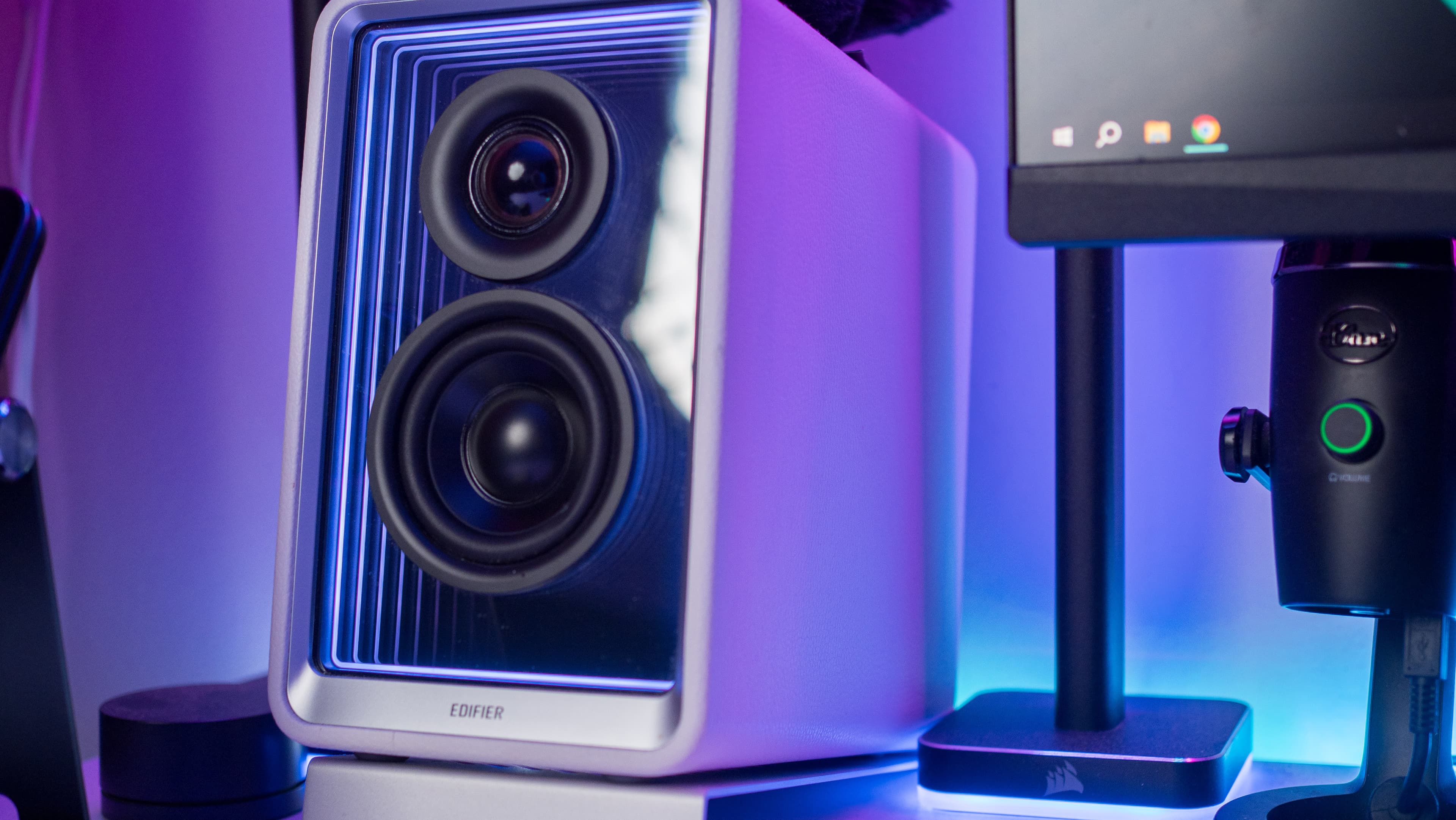 When your RGB speaker just flexes as a 65W GaN charger 💀⚡️. Tech gods say: based? 🔥 #FlexOnEm