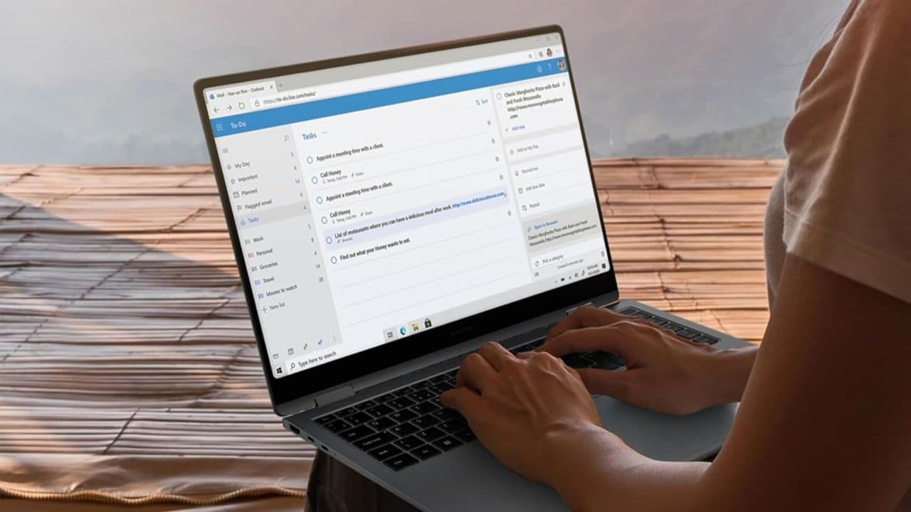"Samsung laptop for students just went full meme mode—lowest price EVER on Amazon! 🔥💀 No cap, cop it! 🚀"