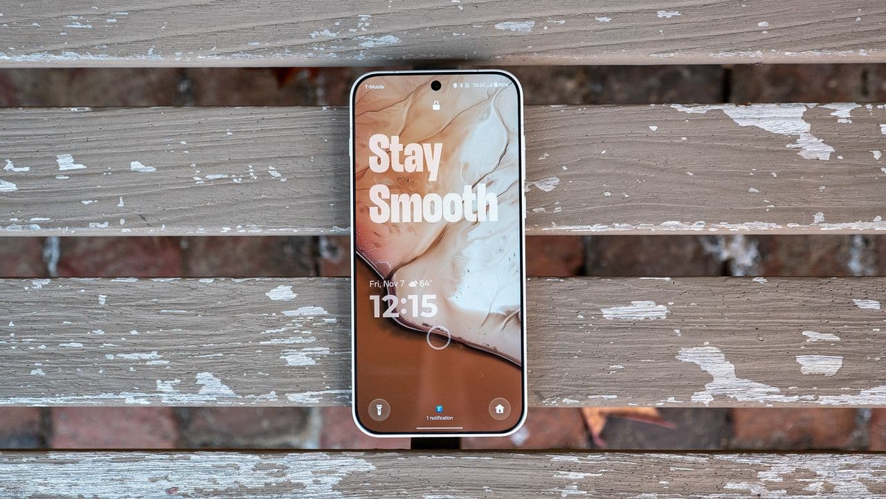 "Just found the OnePlus 15 💀🔥! Built like a brick, powered by a Snapdragon flex 💪💅. What even is my life?!"