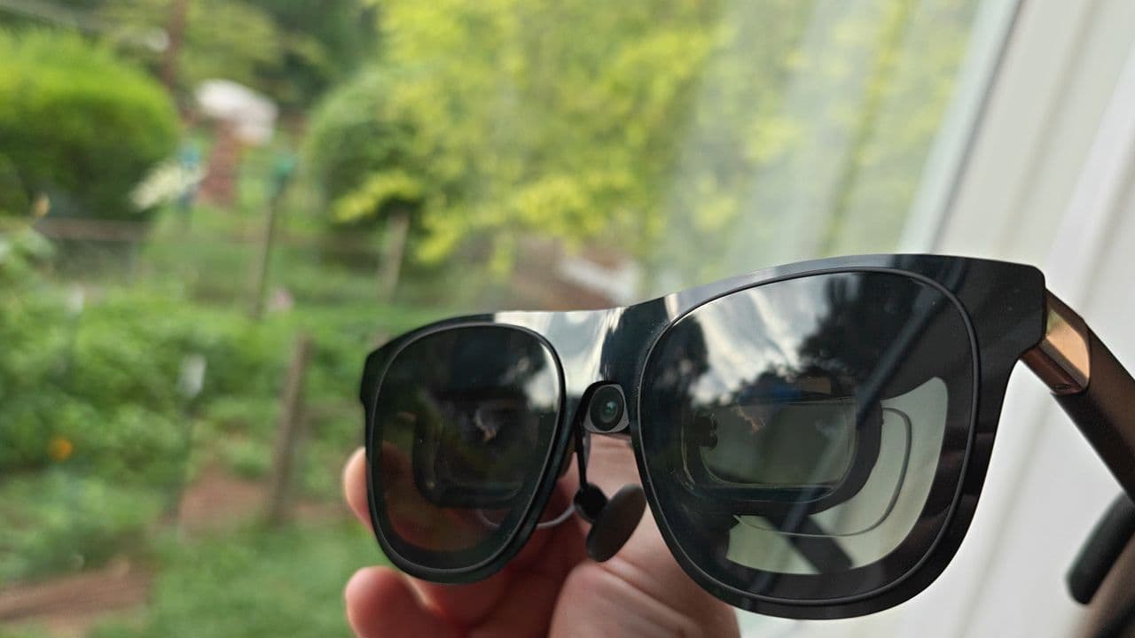 "🚨Meta's Ray-Bans? Nah fam, get these XR glasses for $300 less and flex on the haters! 💀💸 #FOMO"