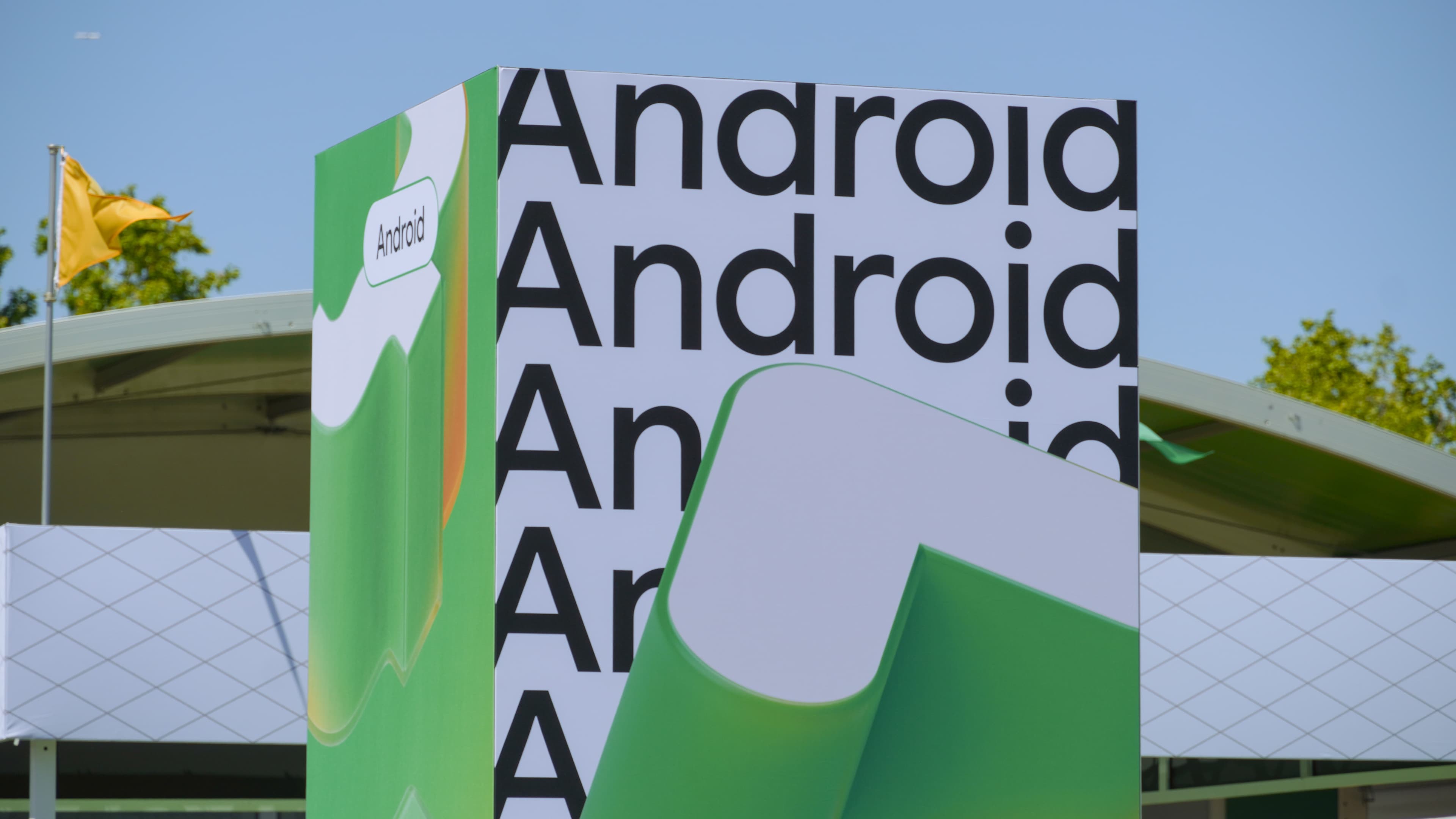"Android be like: From flip phone vibes to AI waifu realness 😤📱💀 #Evolution #FlexinOnU"
