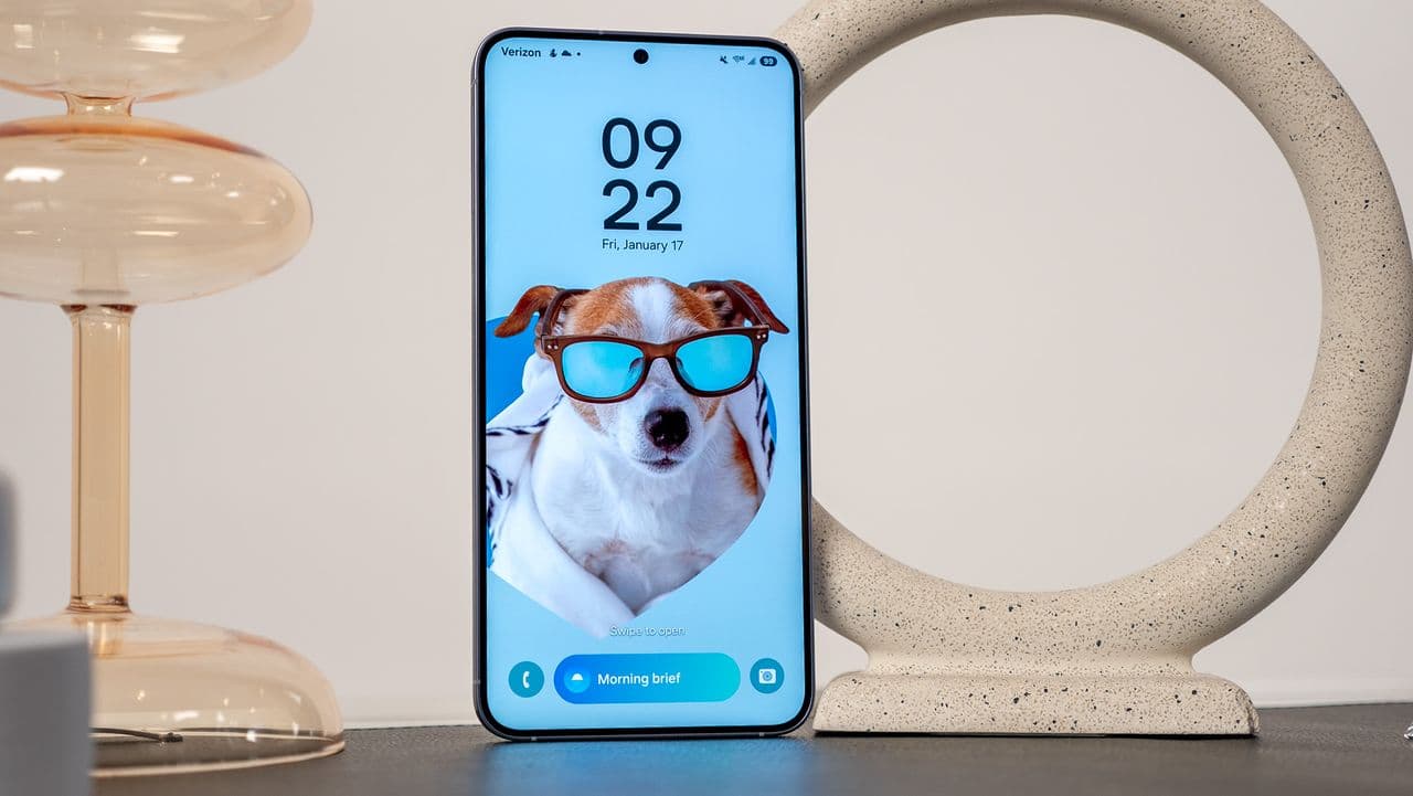 "Galaxy S26 Pro leaks: Small screen but big dreams. S25 who? 😂📱💀 #UpgradeOrDie #TechTea"