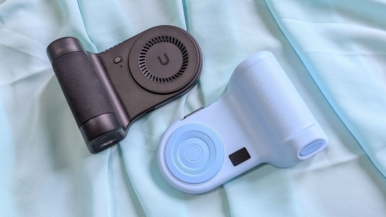 "When your phone gets camera vibes but your power bank pulls the glow-up 😎⚡️: Stage PowerGrip vs. KraftGeek PowerShutter, who’s got the drip? 💅📸 One’s flexing harder, no cap! 🔥💀"