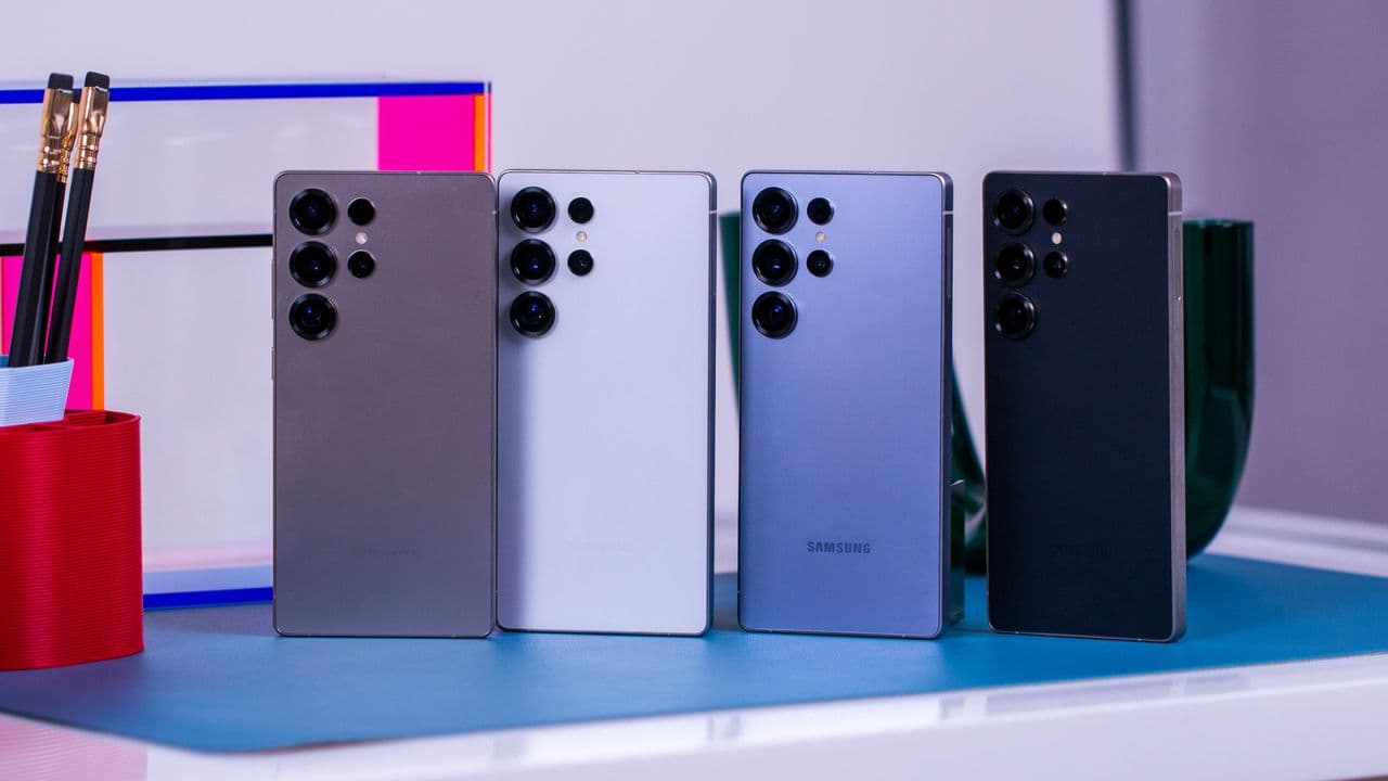 "Galaxy S26 Ultra: Designed for ultimate comfy vibes ☁️💁‍♂️—no cap, your hands will thank you! 🙌🔥"