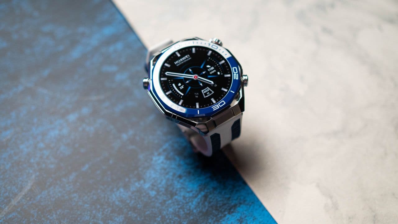 "Galaxy Who? 🚫💅 Huawei’s Watch Ultimate 2 is the glow-up your wrist needs. 💎✨ #WatchThatSlaps"