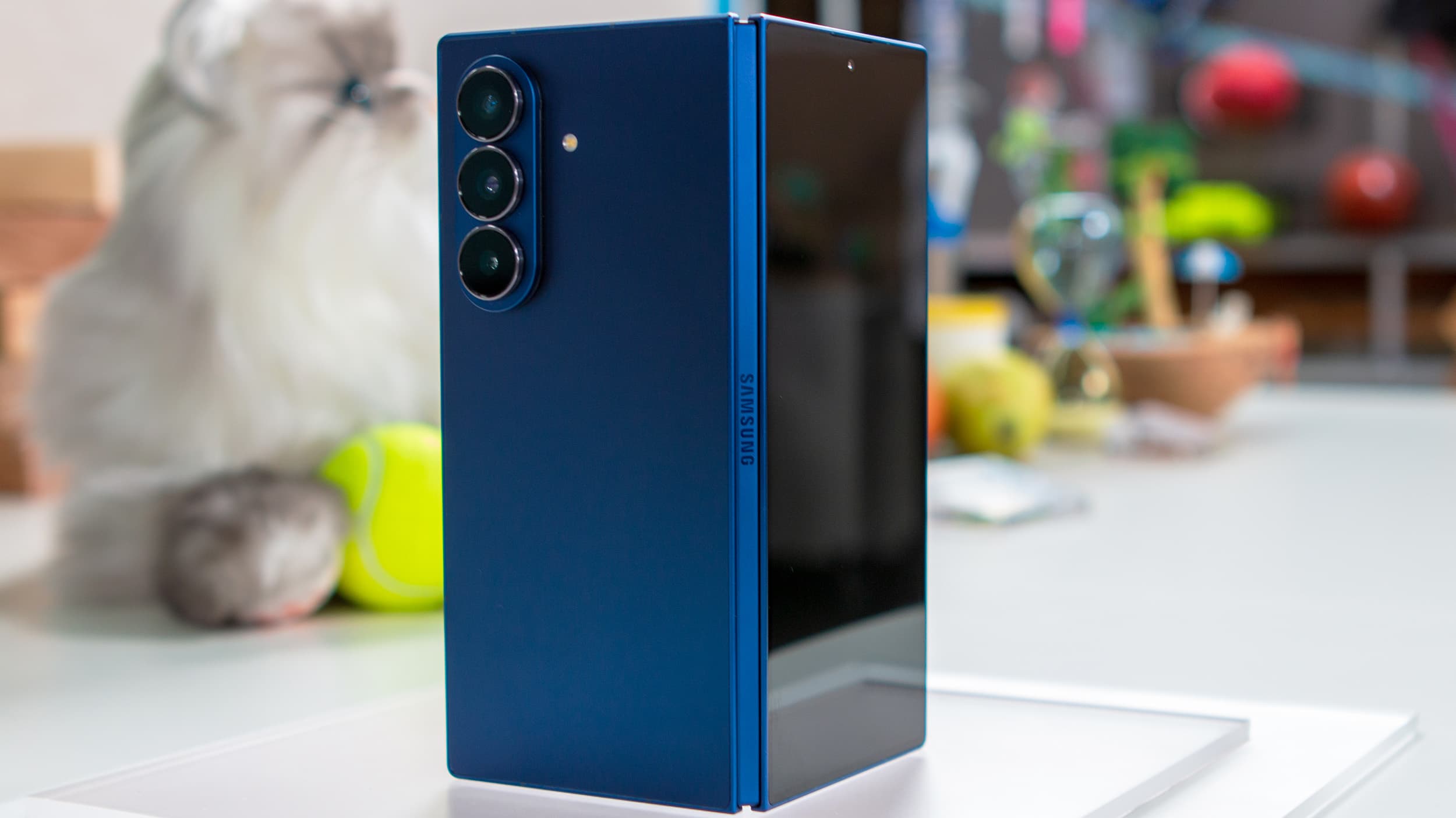 "Samsung Galaxy Z Fold 7 preorders drop! 💸 How to cop this fancy origami phone. #FlexOnEm" 📱✨