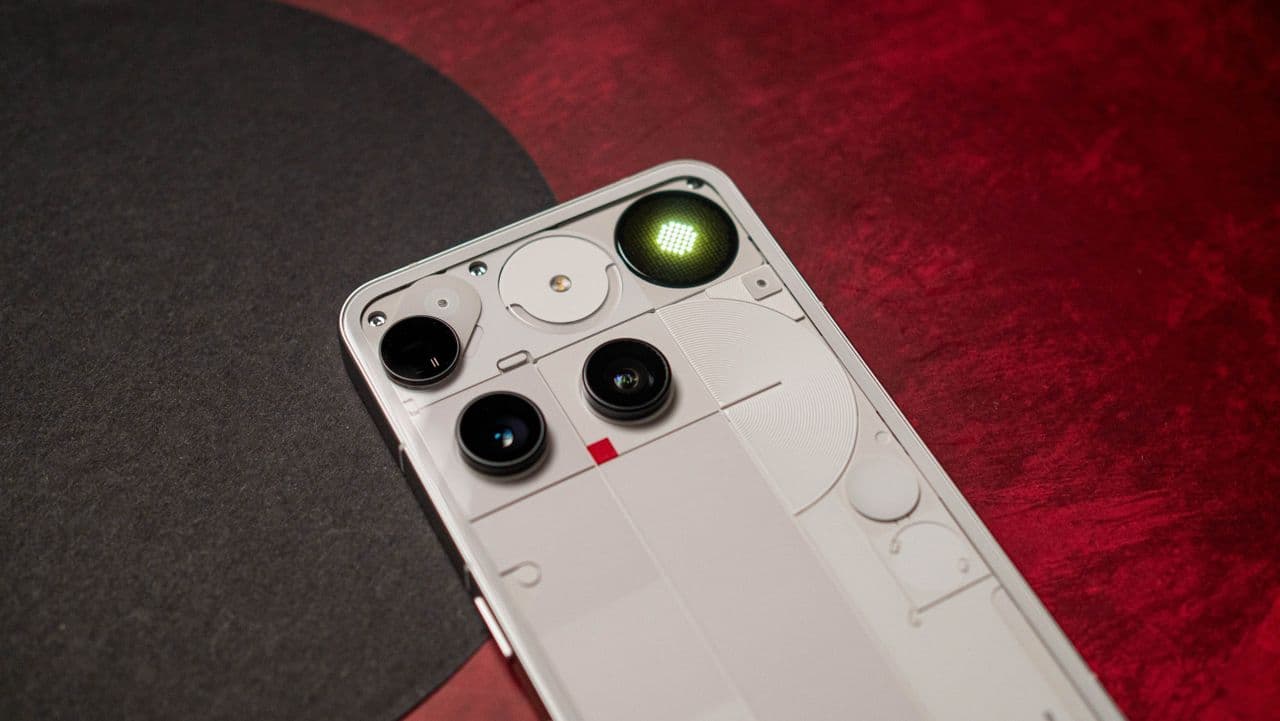 📸 Your Nothing Phone 3 got a glow-up, now it’s basically a DSLR. No cap, we flexin’ 🔥💀 #UpgradeSeason