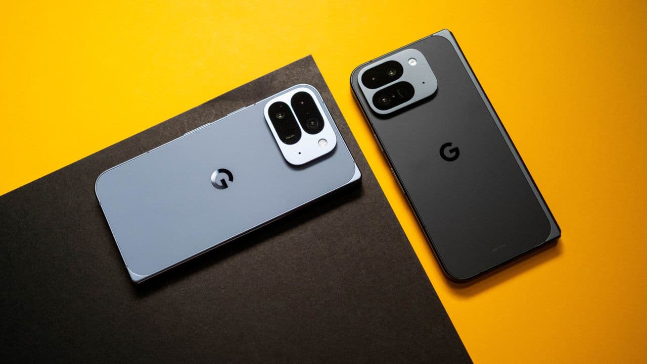 "When the Pixel 10 Pro Fold ain’t the GOAT, but it's still your fave. No cap, I stan! 📱💔🔥 #FoldLife"