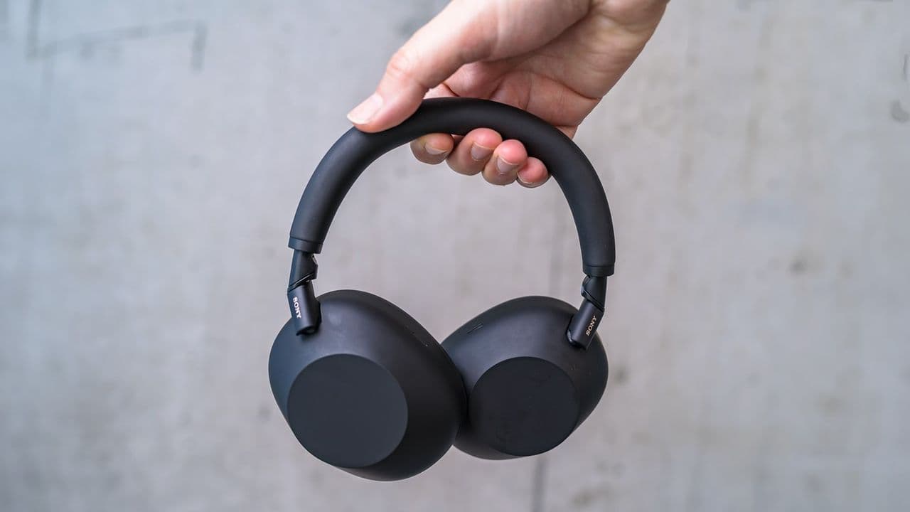 🎧 Sony WH-1000XM6: So good you'll forget how bad your taste is! 🔥 #RichPeopleProblems 💸🔊