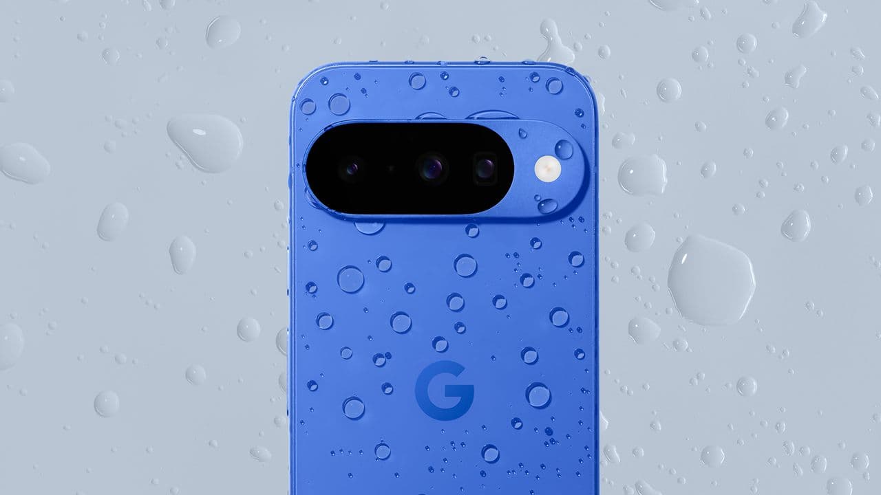 "Can Google Pixel 10 swim? ๐๐ฆ Spoiler: It's not a fish, fam! ๐ ๐ #WaterproofOrNah"