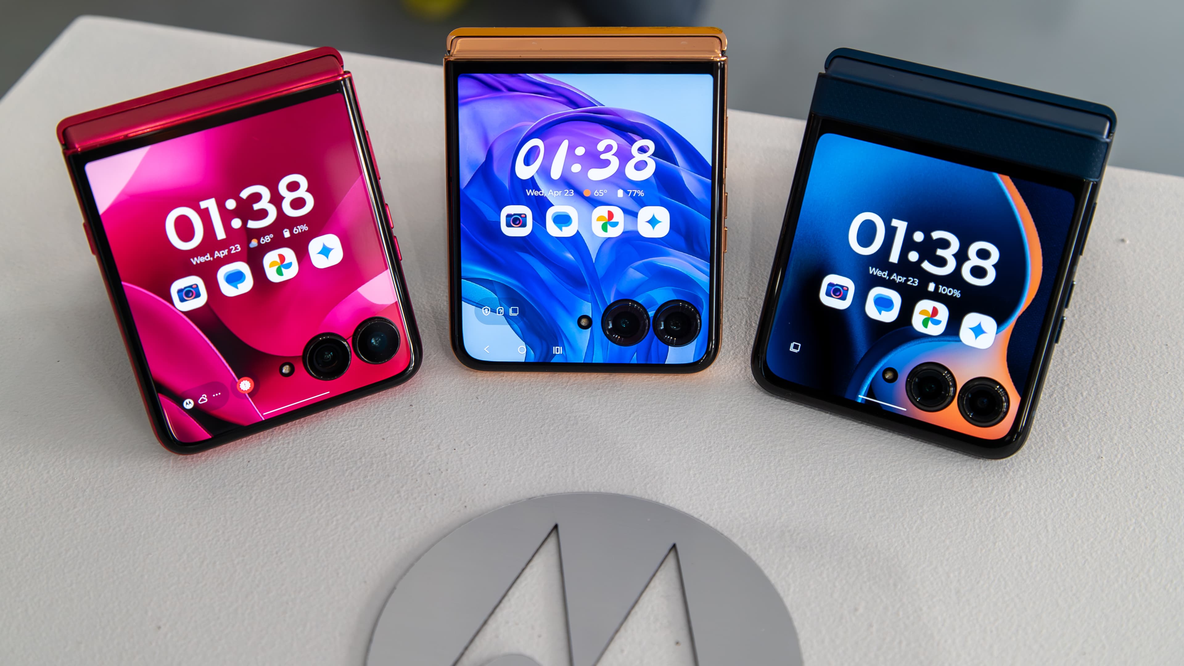 "Prime Day: Time to cop that foldable phone! 📱💸 I'm already vibin' with the Razr! No cap!🔥✨"