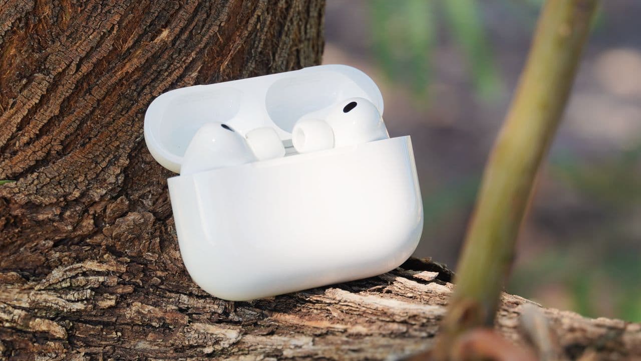 🚨BREAKING: AirPods Pro 3 on sale for $220! 🤑 Time to flex on the broke boys 💸 #SippinTea ☕️💀