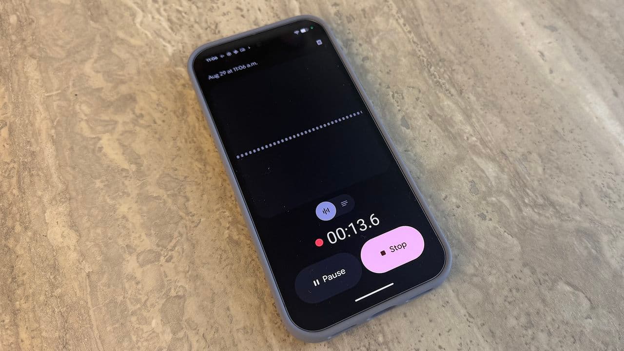 "How to finally use that Recorder app on your Pixel 📱💀 #TechStruggles #WhyAmILikeThis"