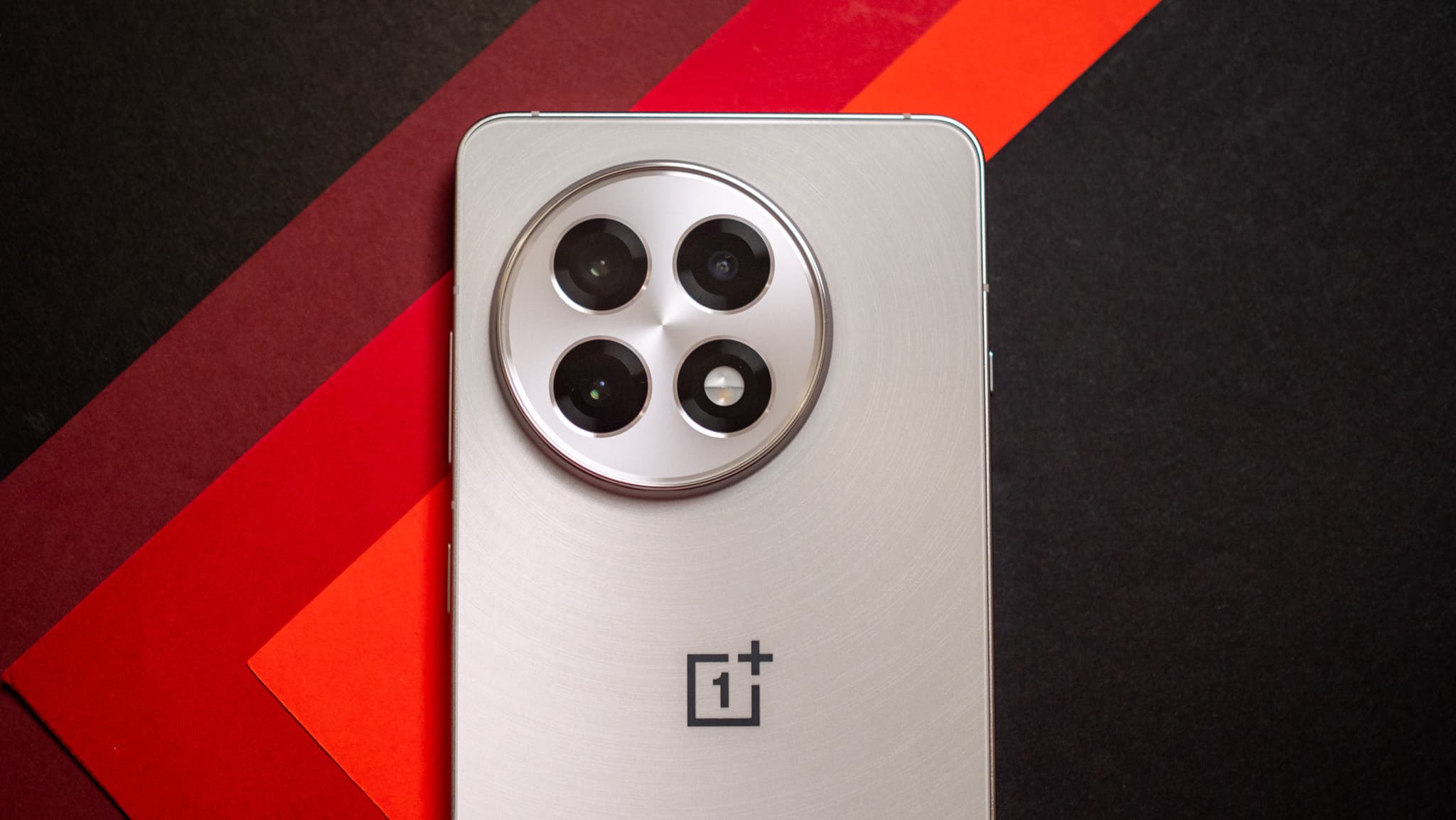 "OnePlus 13R is that friend that brings snacks to the party 🎉🔥. Add it to your Prime Day flex list! 💸💀"
