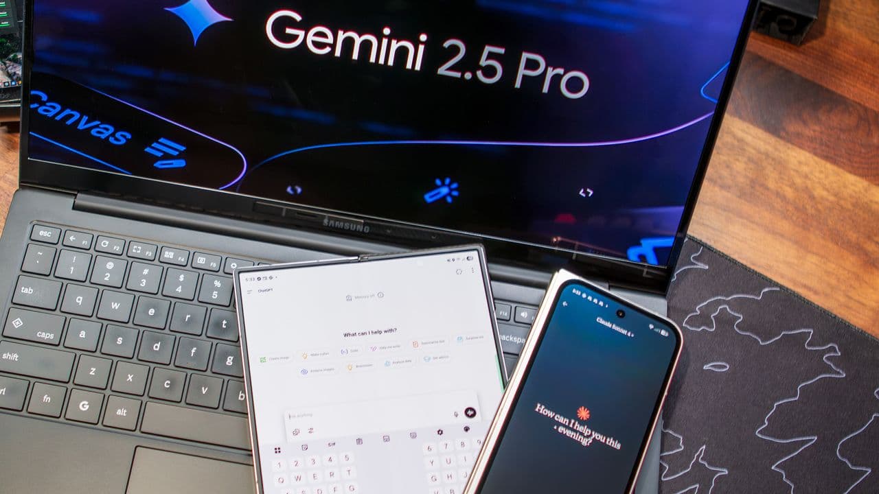 GPT-5 vs. Gemini 2.5: The Ultimate AI Throwdown! 💥 Who’s getting the W? #AIClash #BasedOrCringe? 🤖🔥