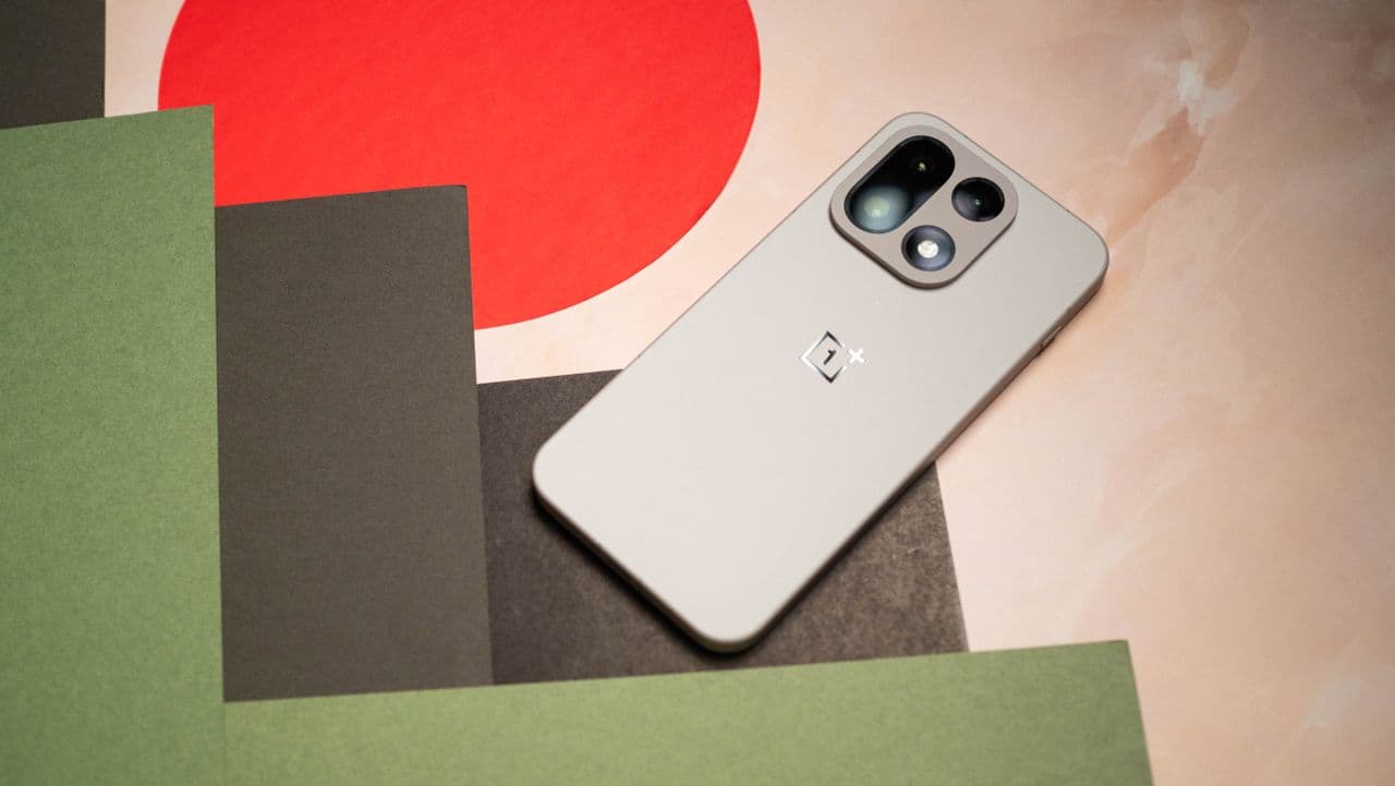 OnePlus 15 just dropped a glow-up patch 🚀💅, turning "meh" into "yasss fam!" 💯🔥 #QualityOfLifeUpgrade