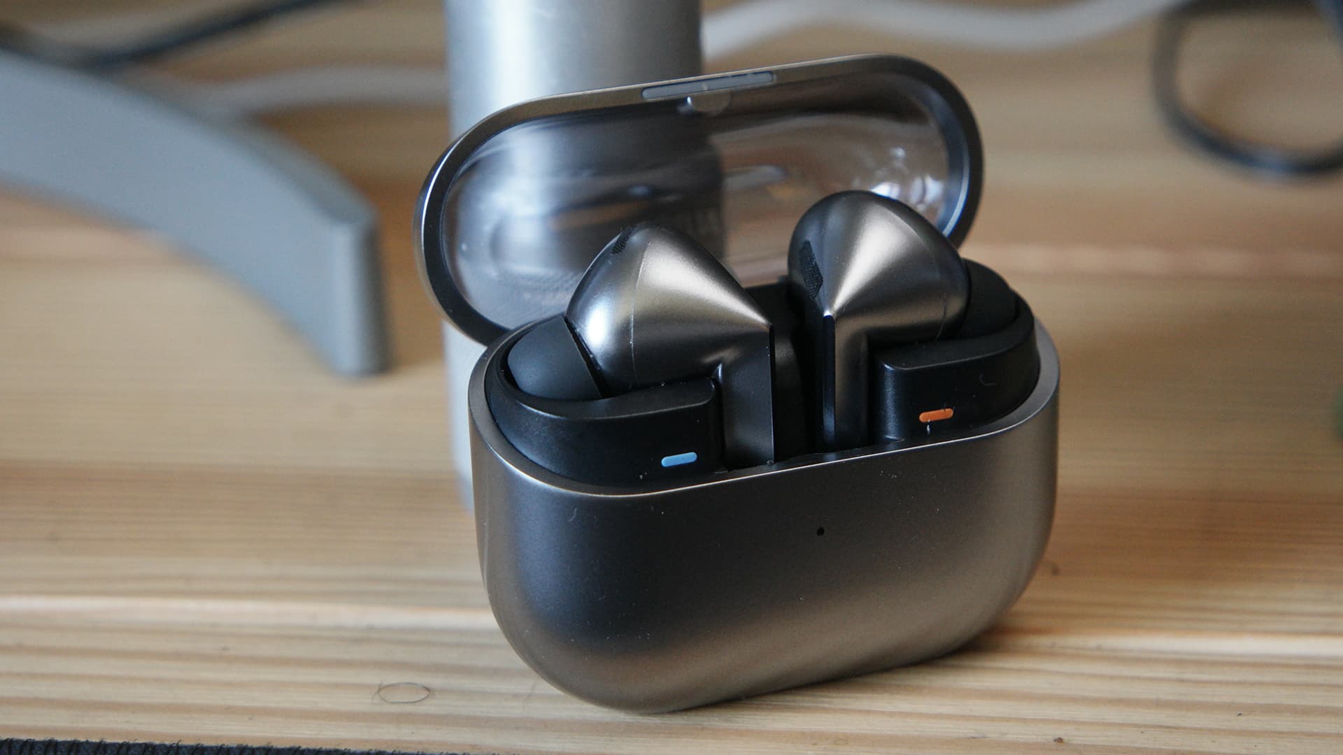 🚨🔥 Best Buy drops a 24% bomb 💣 on Samsung buds! No cap, your ears deserve this glow up! 🎧💸 #TreatYoSelf