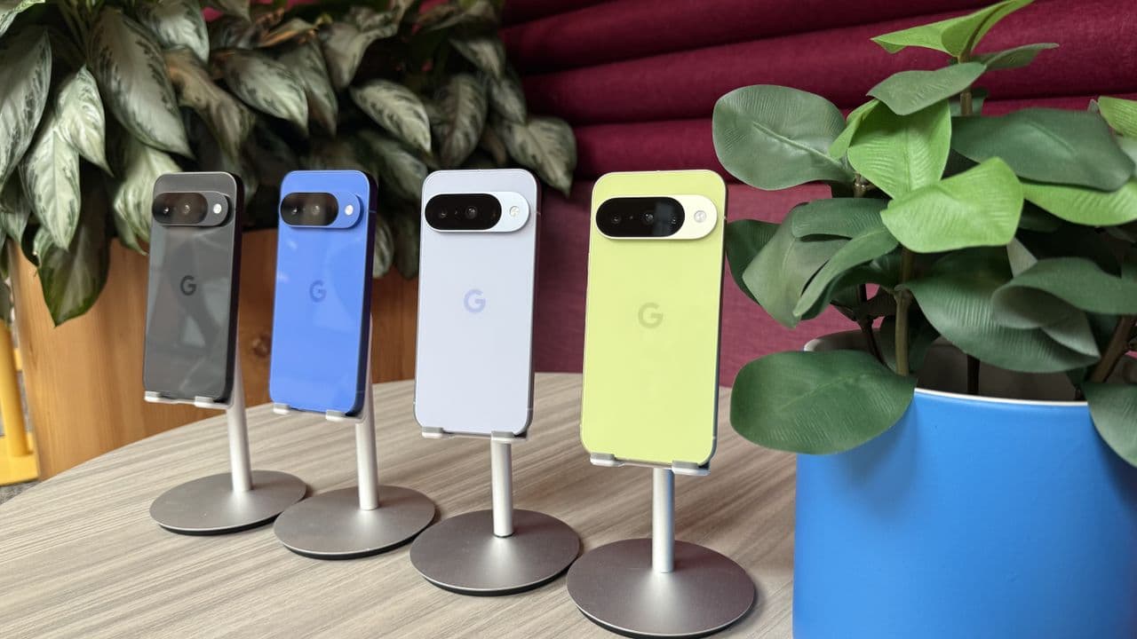 "Pixel 10 battery drama is a myth 😵‍💫💀 No cap, it’s just vibing. 🔋✨ #TechMystery"