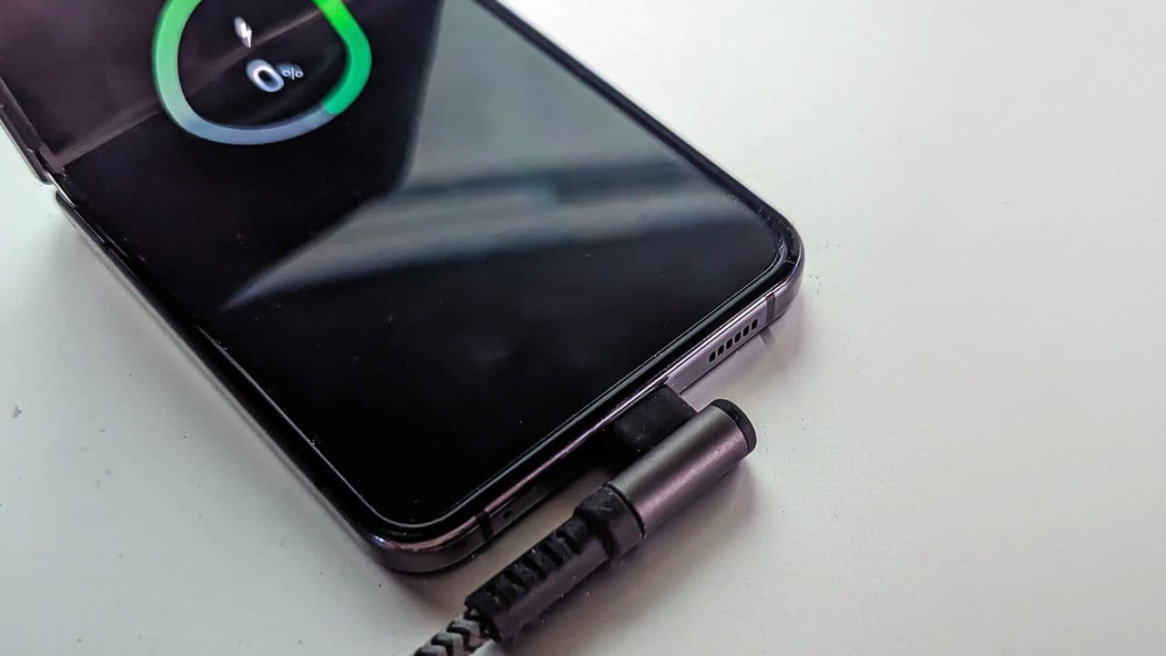 If USB Debugging were a meme, it’d be like “enable it? Bet! 🔥👀 #TechTalk #IDGAF” 💀💻