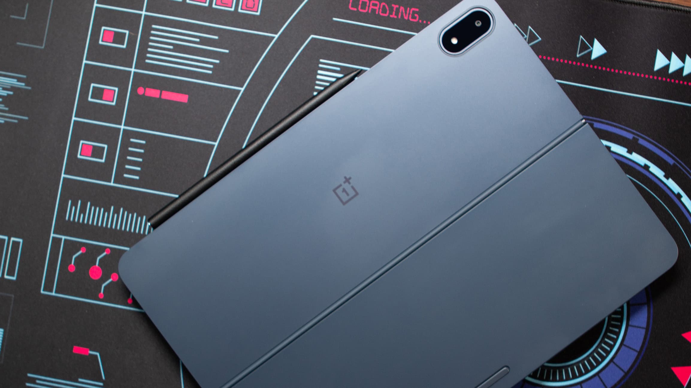 "OnePlus leveling up with a gamer tablet? Let’s hope it ain't another meme of disappointment! 💀🎮✨"