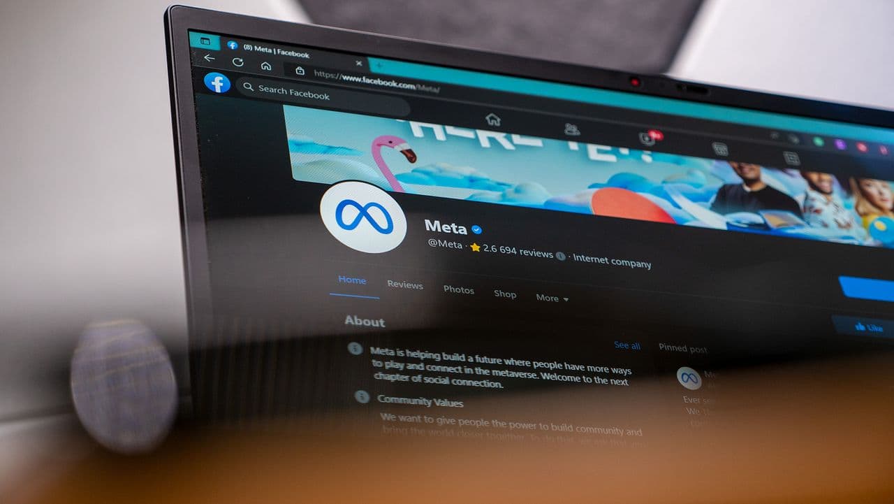 Meta & Google just dropped a $10B collab like it’s a TikTok dance 💃💰. Cloud tech about to *hit different* 🚀💀!