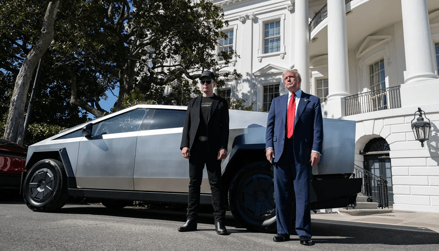 🚨 Tesla stocks be like: "Not today, Satan!" 😱💀 Trump & Musk throwing hands while we just ✈️🤡💰 #WholesomeChaos