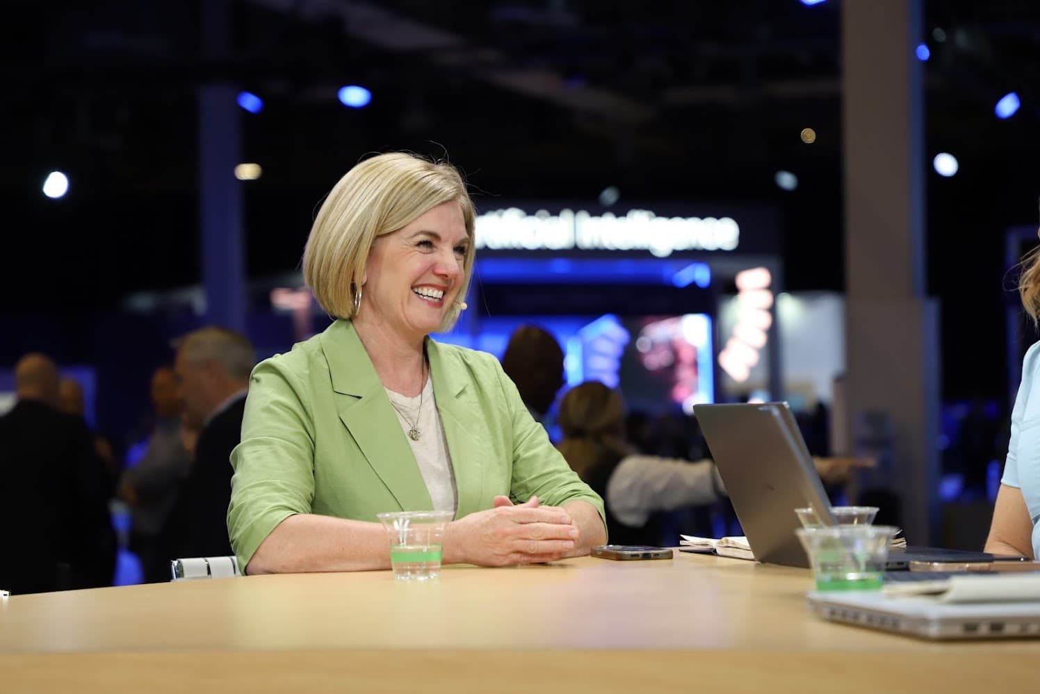 "Turning trash into treasure? Dell really said ‘Wasteland to Wonderland’ 💀♻️ #SustainabilityGoals🔥"