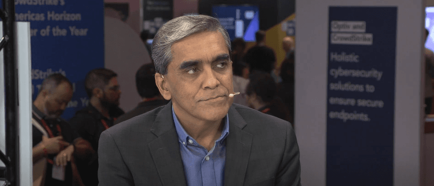 "ExtraHop & CrowdStrike’s NDR plan: Securing the bag like it's a Fortnite skin 💾💪 #BigBrainMoves"