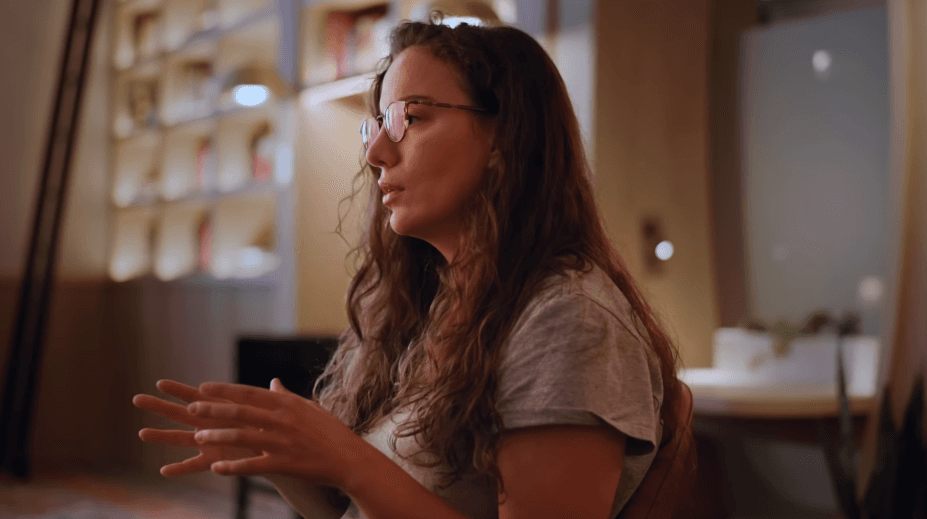 🤖💡 "Thinking Machines drops Tinker model like it's hot! Fine-tune your AI, no cap! 🔥📈 #TechFlex"