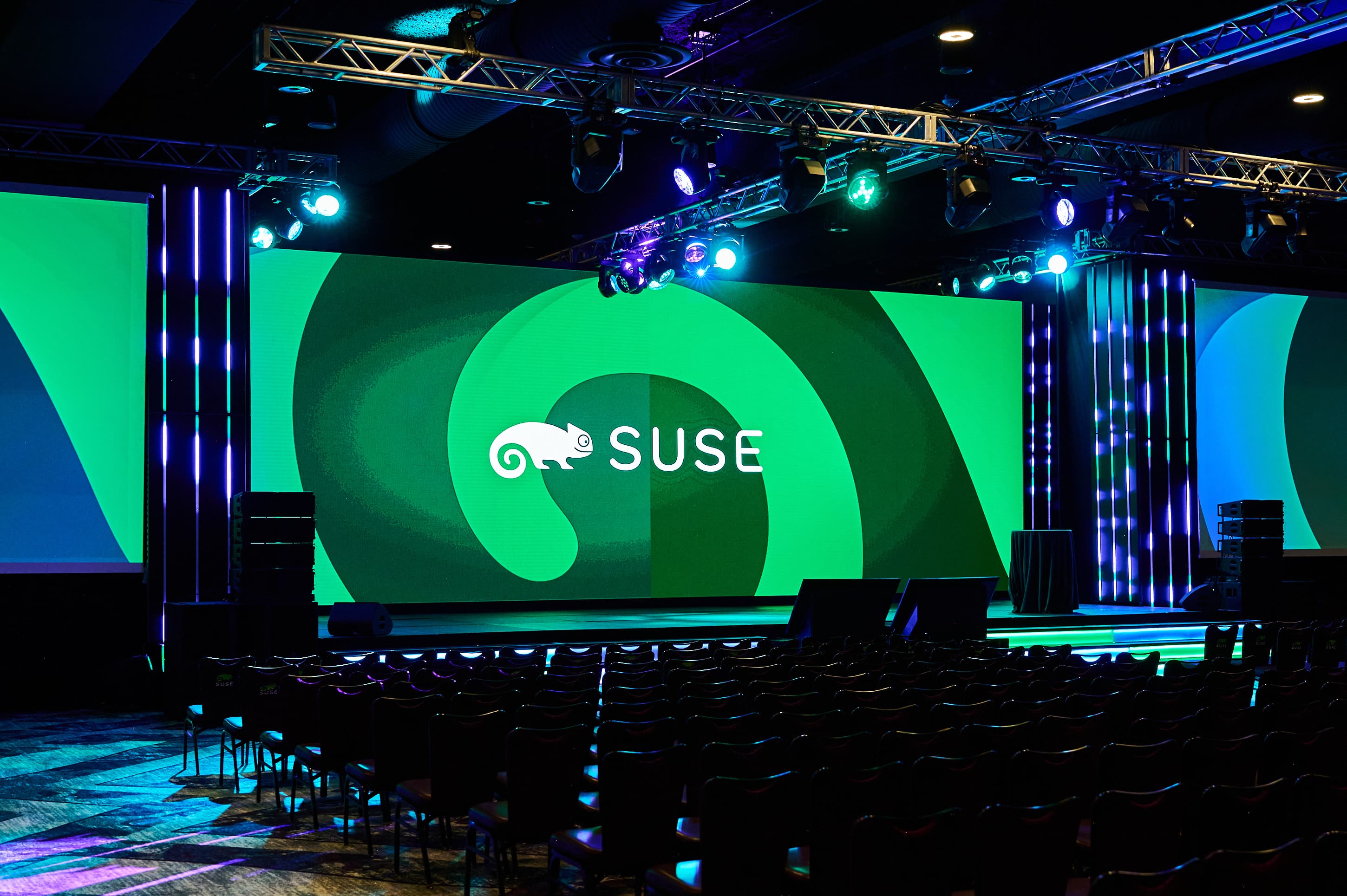 🚨🔍 SUSE just dropped the 🔥 MCP Server tech preview like it’s hot! AI + Linux = future vibes! 💾💻✨ #Based